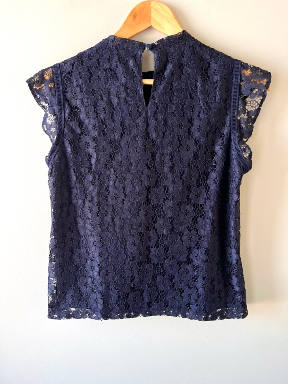 Nanette Lepore Navy Floral Lace Cap-Sleeve Top Size S -Coquette Girl Victorian - Picture 10 of 11